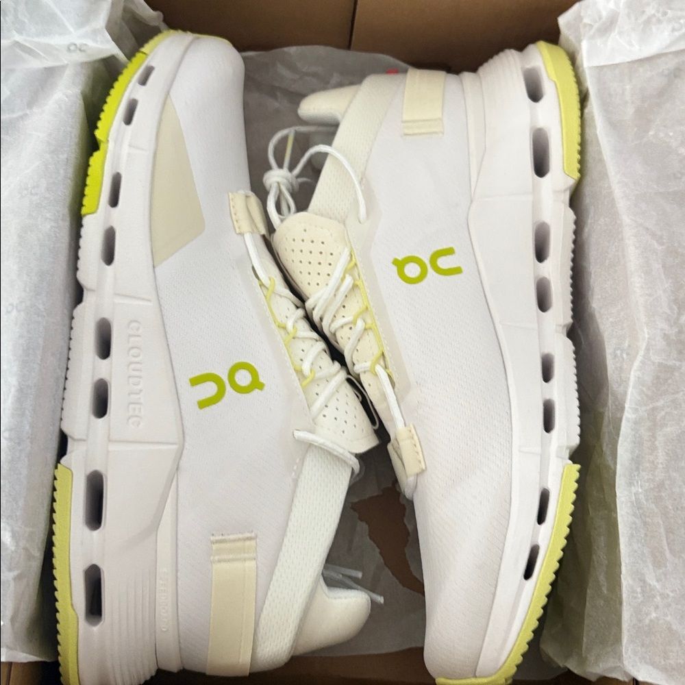 NIB Men’s On Cloudnova 2 Training Sneaker White/Limelight